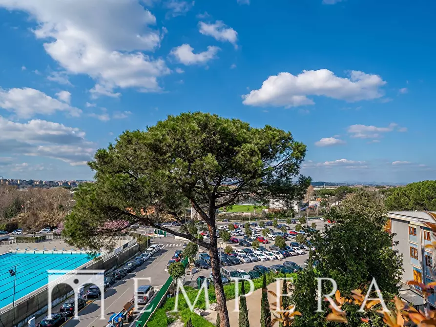 Immagine 15 di Attico in vendita  in Via Giacinta Pezzana a Roma