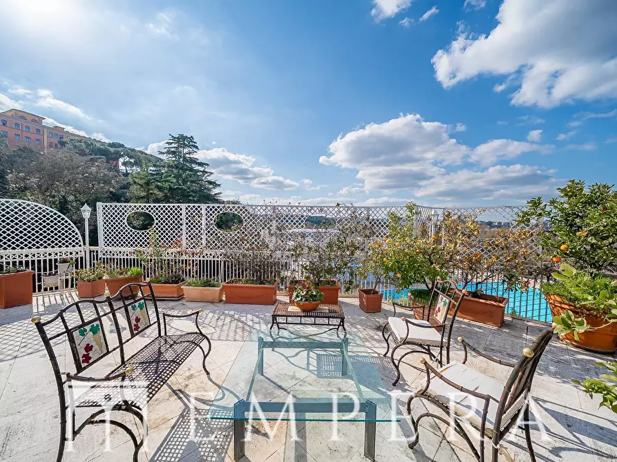 Immagine 18 di Attico in vendita  in Via Giacinta Pezzana a Roma