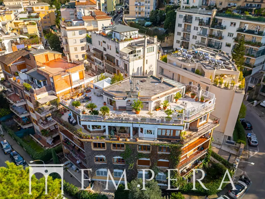 Immagine 28 di Attico in vendita  in Via Giacinta Pezzana a Roma