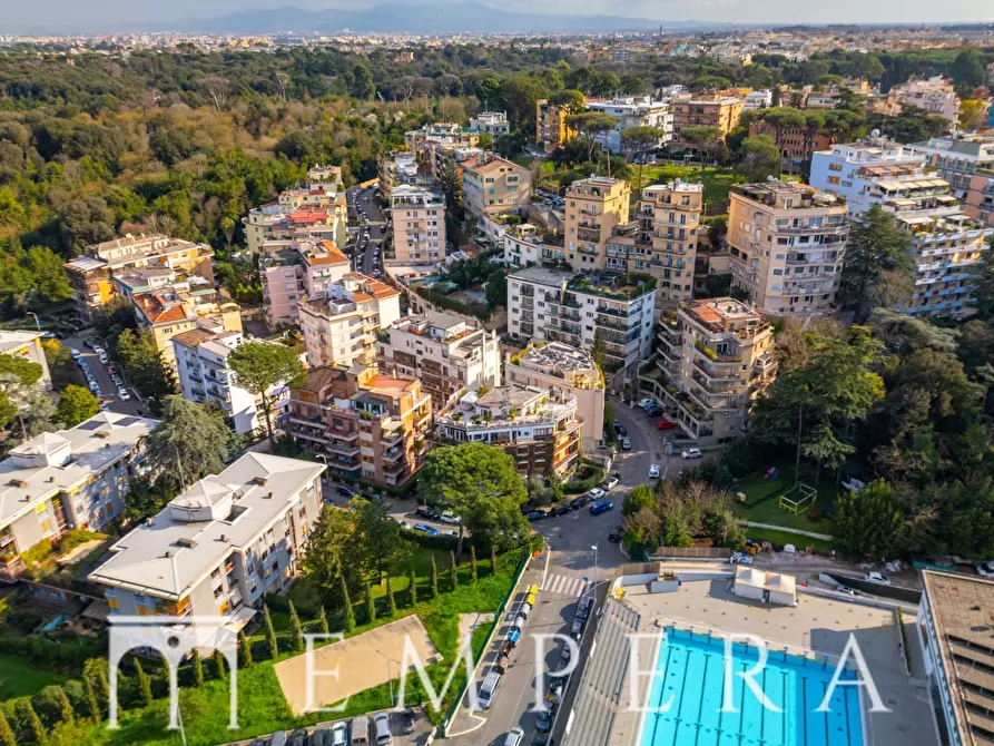 Immagine 29 di Attico in vendita  in Via Giacinta Pezzana a Roma