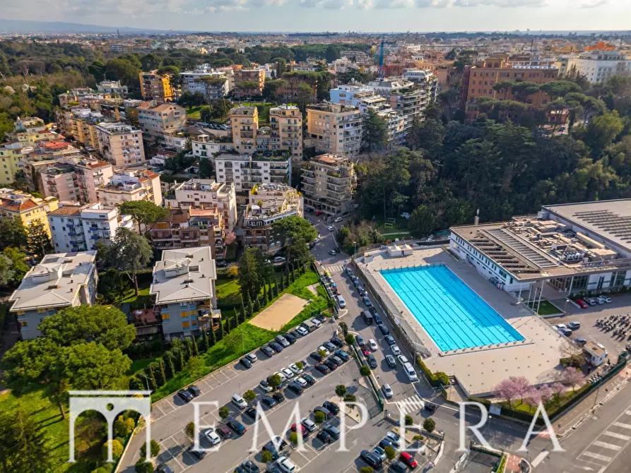 Immagine 30 di Attico in vendita  in Via Giacinta Pezzana a Roma