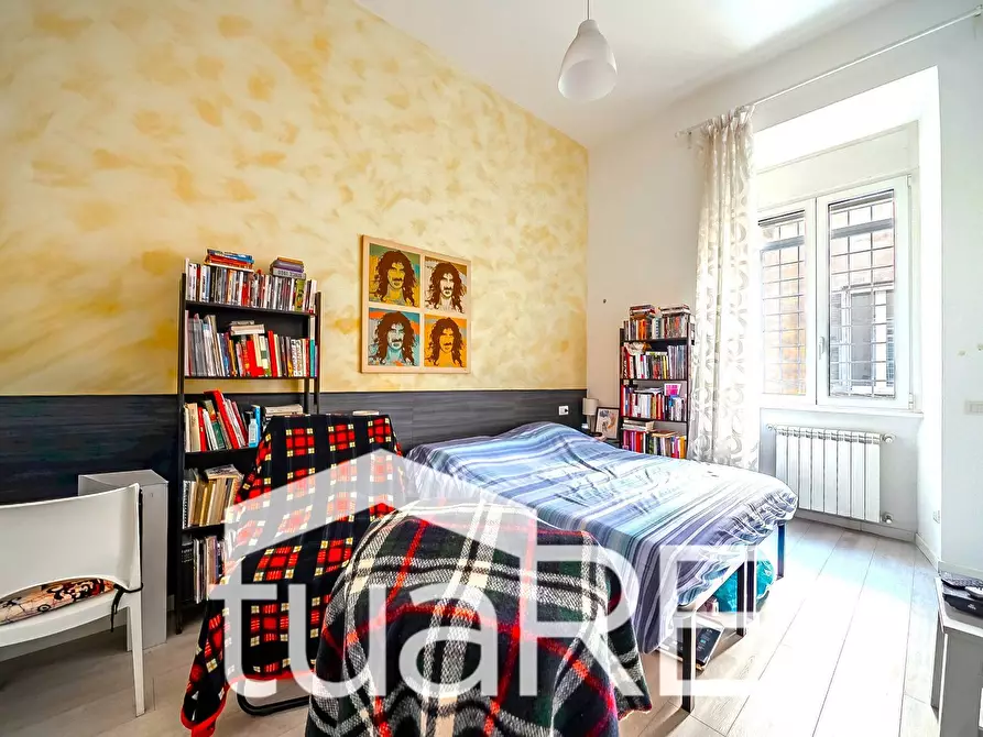 Immagine 5 di Appartamento in vendita  in Via Cairoli a Roma