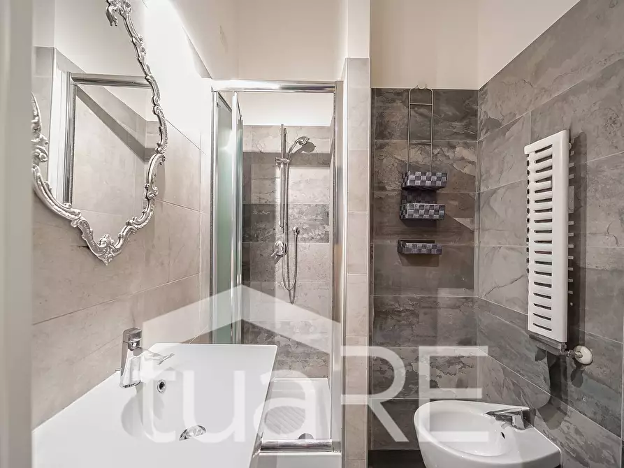 Immagine 11 di Appartamento in vendita  in Via Cairoli a Roma