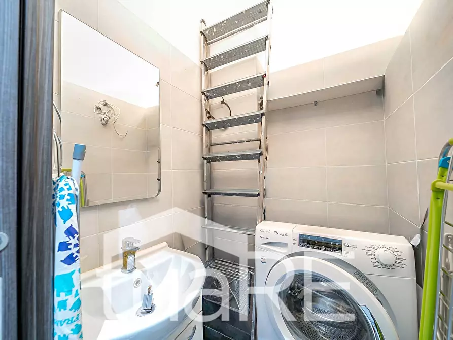 Immagine 13 di Appartamento in vendita  in Via Cairoli a Roma