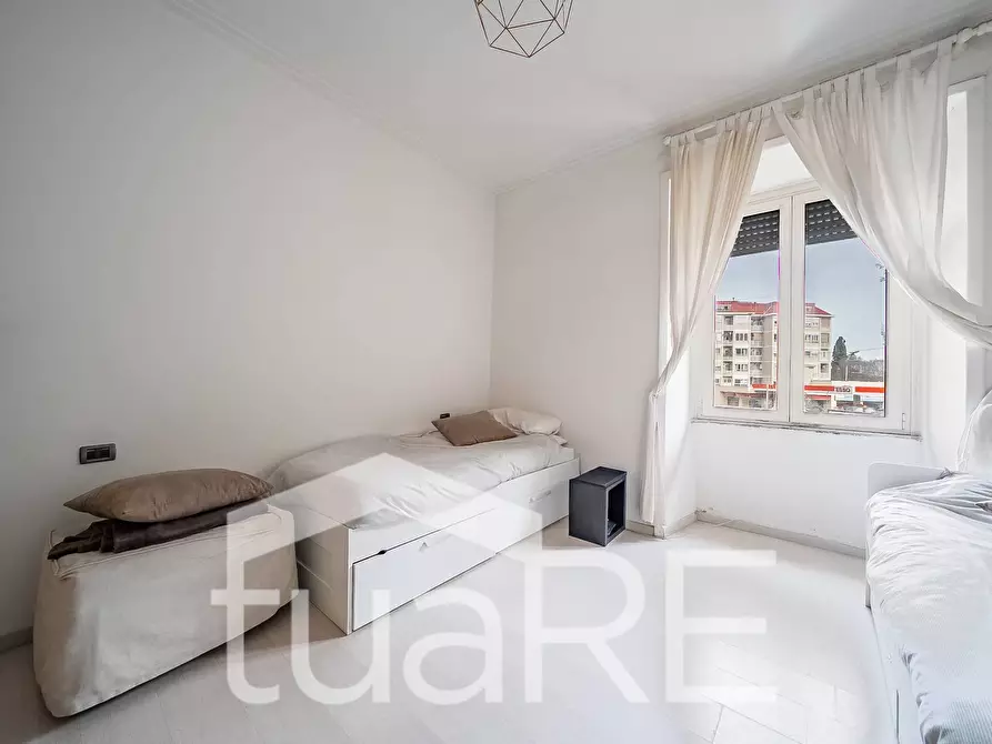 Immagine 5 di Appartamento in vendita  in Viale Del Vignola a Roma