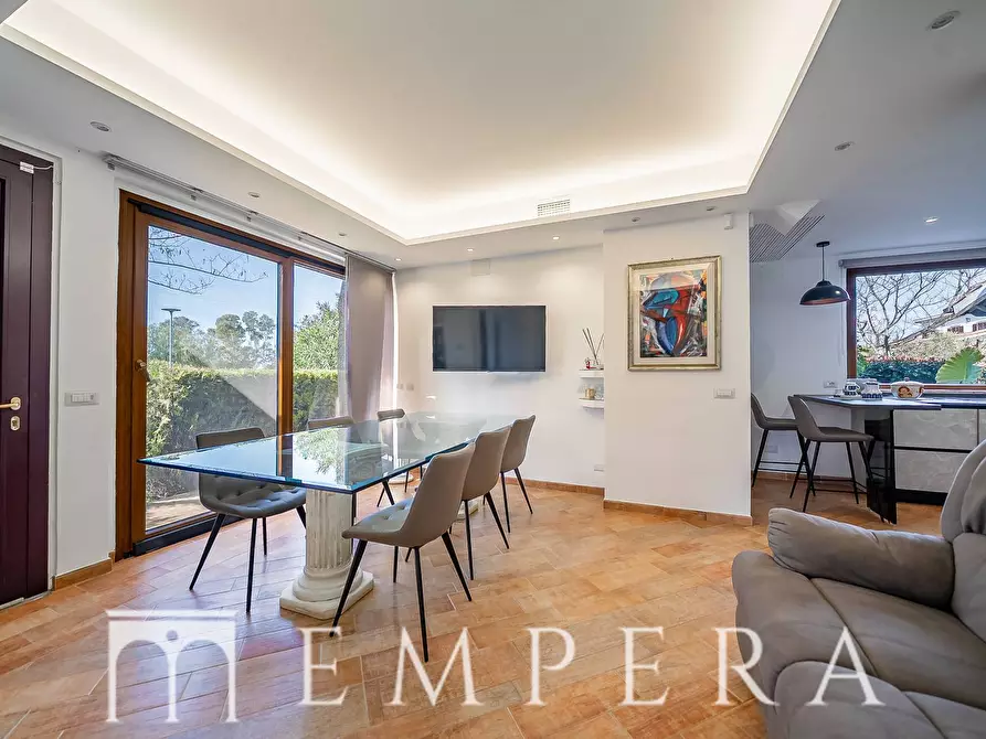 Immagine 15 di Villa in vendita  in Via Ugo Fontanatetta a Civitavecchia