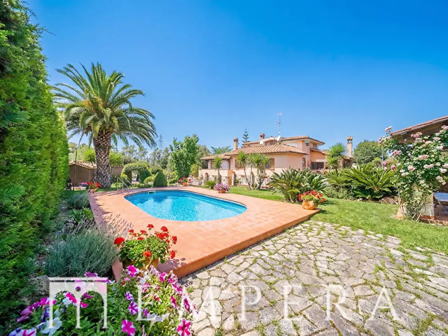 Immagine 20 di Villa in vendita  in Via Ugo Fontanatetta a Civitavecchia