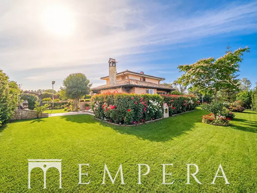 Immagine 22 di Villa in vendita  in Via Ugo Fontanatetta a Civitavecchia