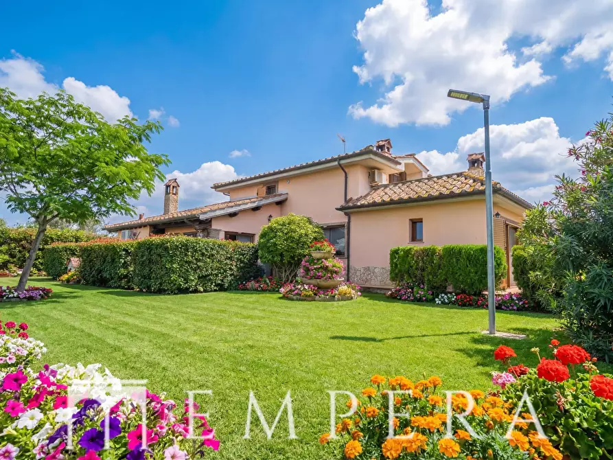 Immagine 23 di Villa in vendita  in Via Ugo Fontanatetta a Civitavecchia