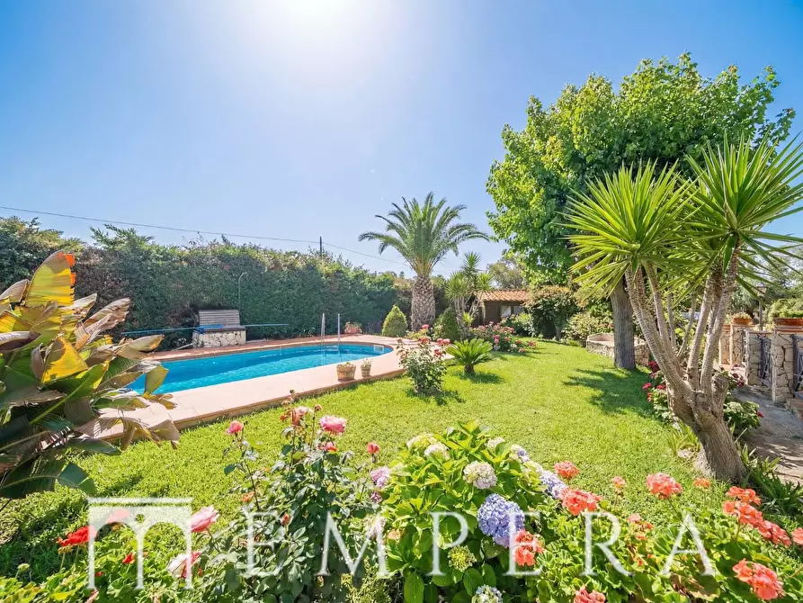 Immagine 25 di Villa in vendita  in Via Ugo Fontanatetta a Civitavecchia