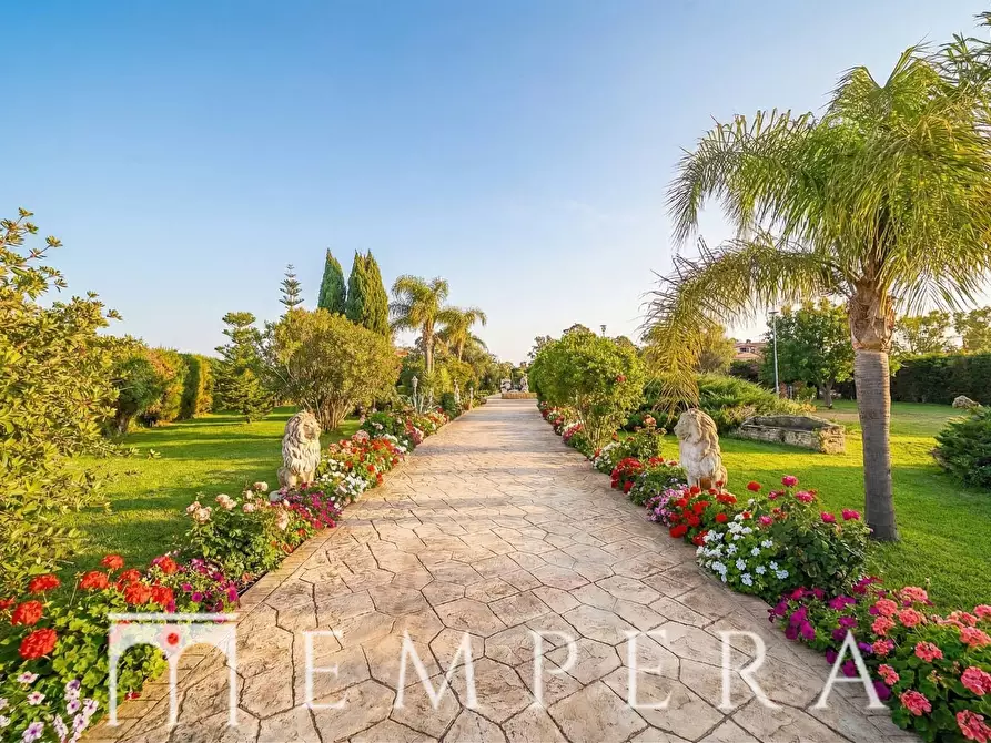 Immagine 28 di Villa in vendita  in Via Ugo Fontanatetta a Civitavecchia