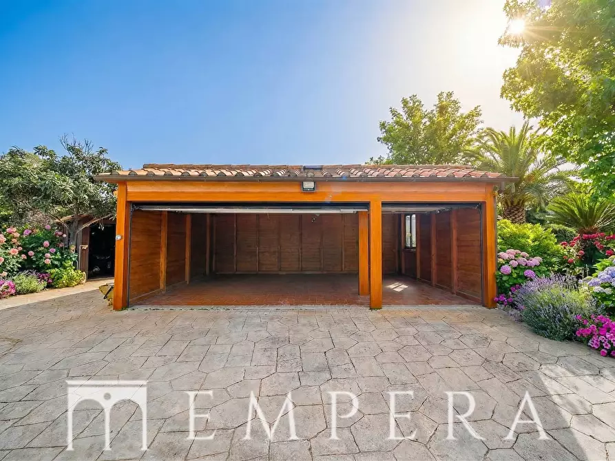 Immagine 31 di Villa in vendita  in Via Ugo Fontanatetta a Civitavecchia