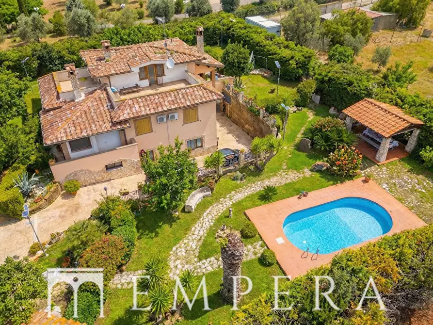 Immagine 35 di Villa in vendita  in Via Ugo Fontanatetta a Civitavecchia