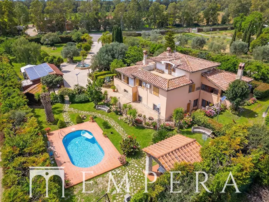 Immagine 36 di Villa in vendita  in Via Ugo Fontanatetta a Civitavecchia