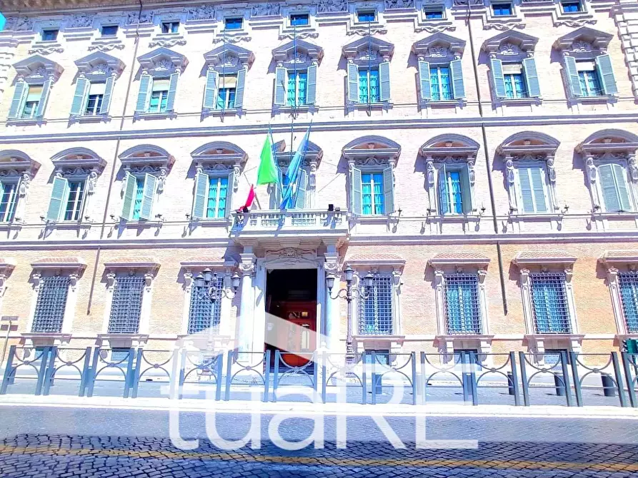 Immagine 5 di Appartamento in vendita  in Vicolo Della Campanella a Roma