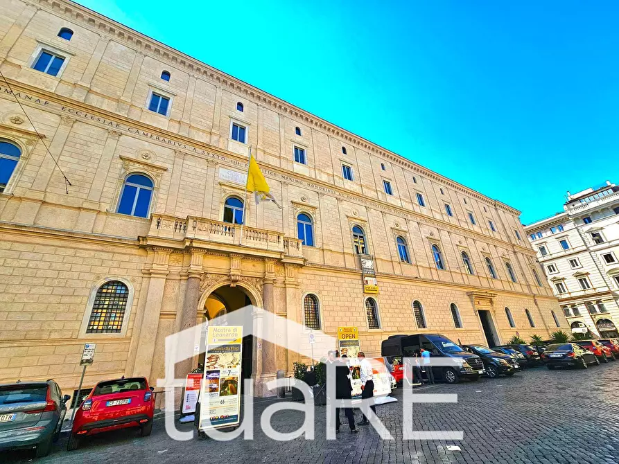 Immagine 8 di Appartamento in vendita  in Vicolo Della Campanella a Roma