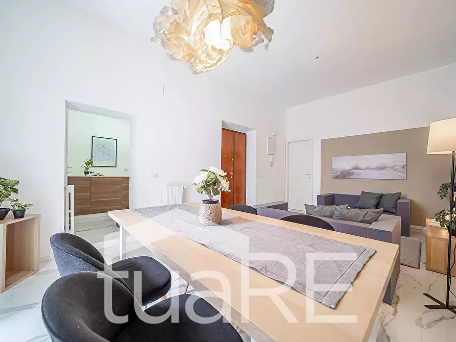 Immagine 2 di Appartamento in vendita  in Via Vicenza 12 a Roma