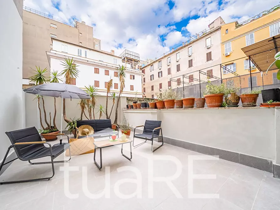 Immagine 5 di Appartamento in vendita  in Via Vicenza 12 a Roma