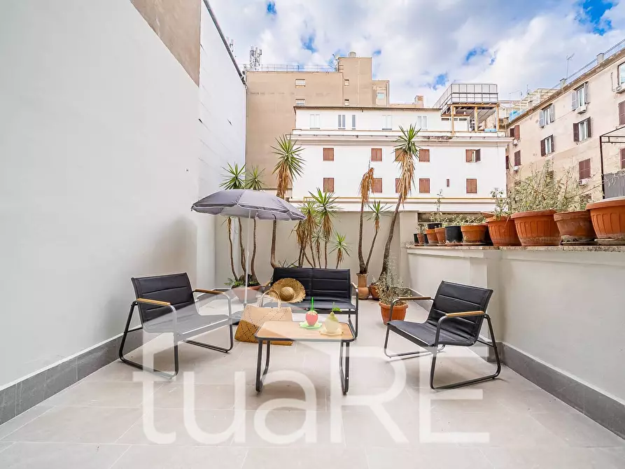 Immagine 6 di Appartamento in vendita  in Via Vicenza 12 a Roma