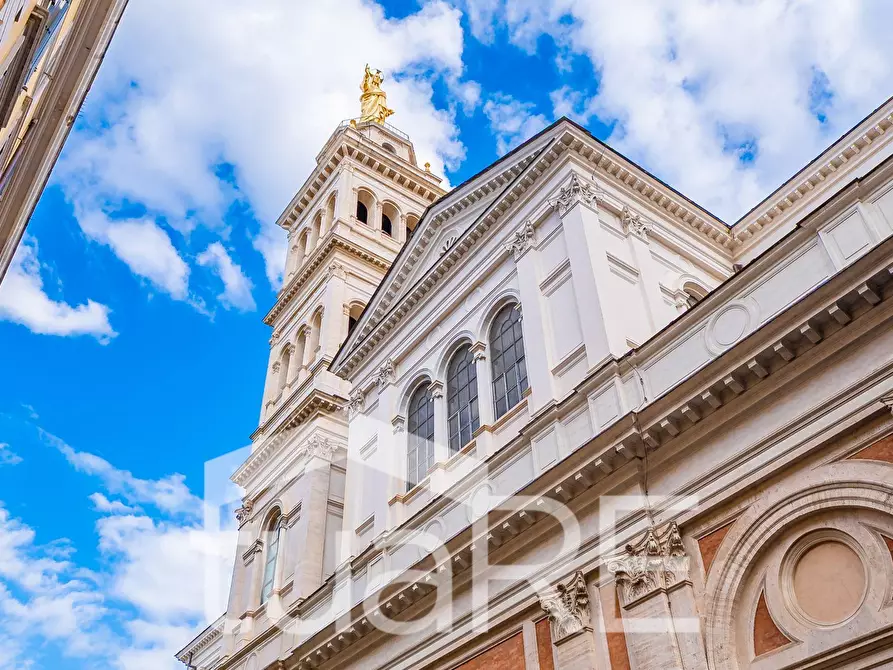 Immagine 22 di Appartamento in vendita  in Via Vicenza 12 a Roma