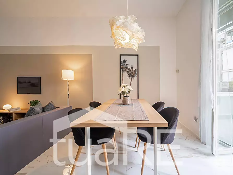 Immagine 23 di Appartamento in vendita  in Via Vicenza 12 a Roma