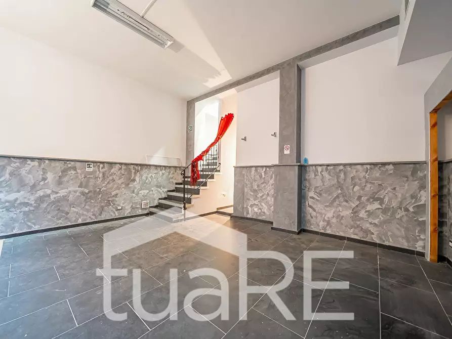 Immagine 7 di Negozio in vendita  in Via Domenico Millelire a Roma