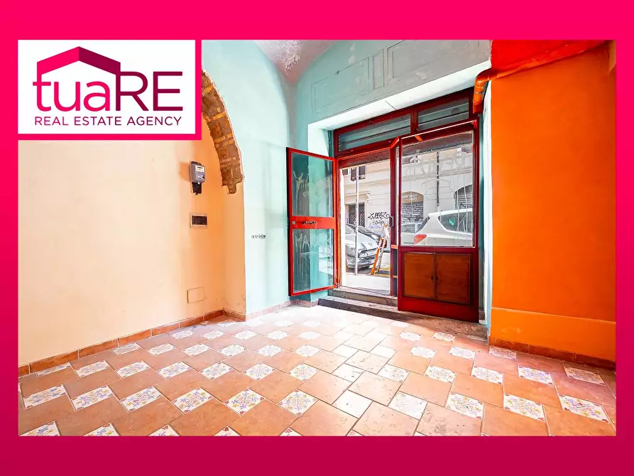 Immagine 1 di Negozio in vendita  in Via Tiburtina a Roma