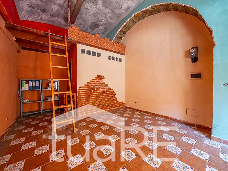 Immagine 4 di Negozio in vendita  in Via Tiburtina a Roma