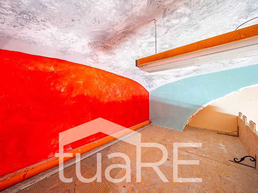 Immagine 6 di Negozio in vendita  in Via Tiburtina a Roma