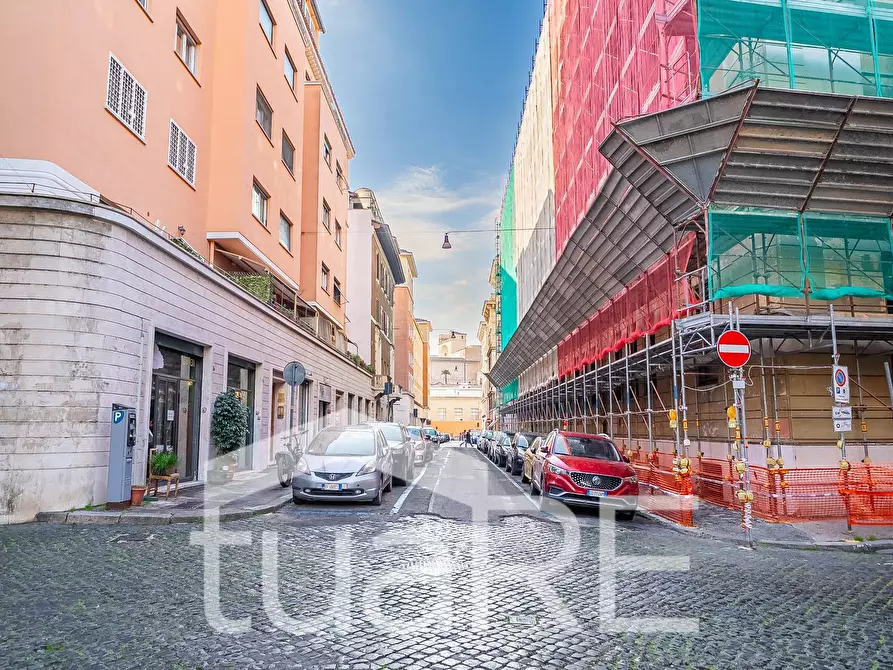 Immagine 14 di Appartamento in vendita  in Borgo Angelico a Roma