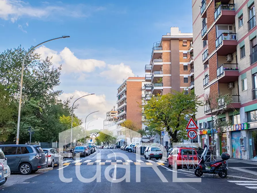 Immagine 3 di Appartamento in vendita  in Via Pietro Blaserna a Roma