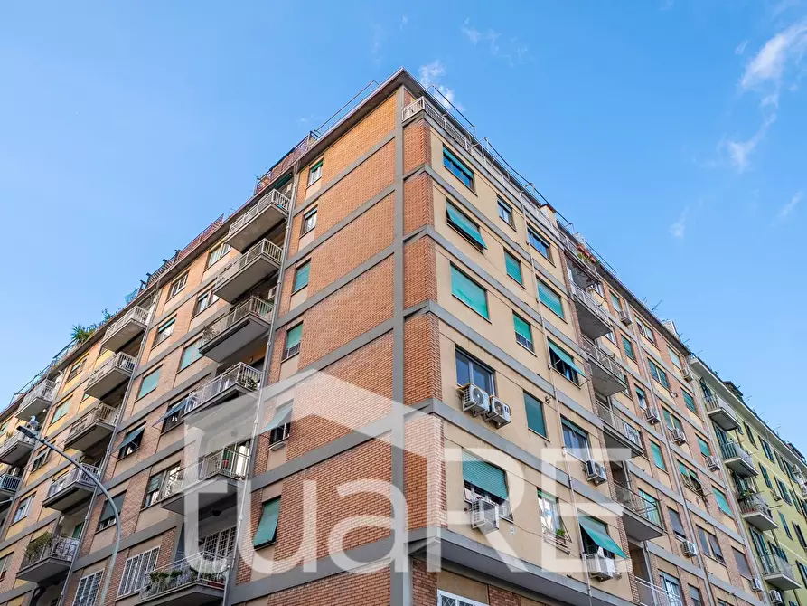 Immagine 4 di Appartamento in vendita  in Via Pietro Blaserna a Roma