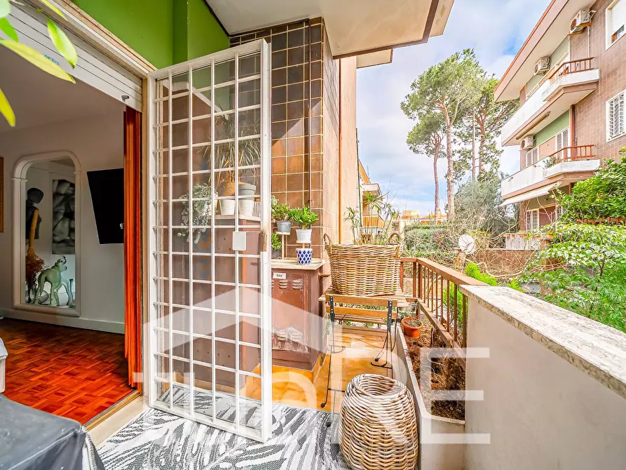 Immagine 9 di Appartamento in vendita  in Via Vittorio Ascoli a Roma