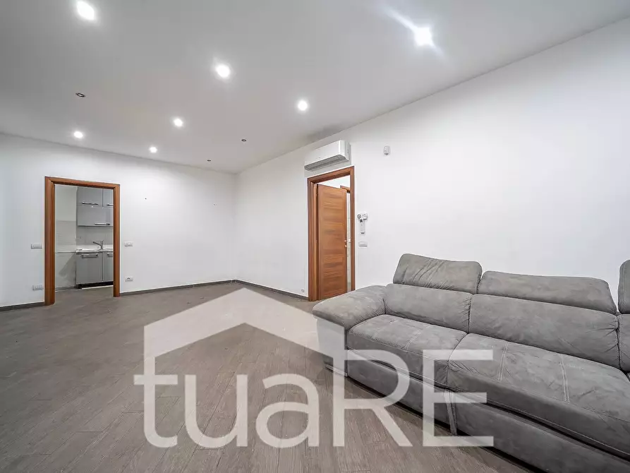 Immagine 24 di Villa in vendita  in Via Della Magliana a Roma