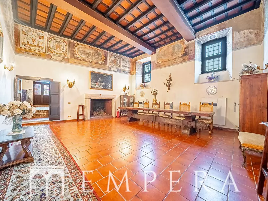 Immagine 21 di Palazzo in vendita  in VIA SANTA LUCIA a Casape