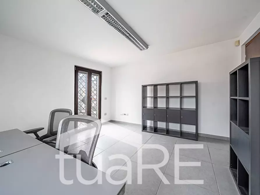 Immagine 13 di Attico in vendita  in Via Po a Roma