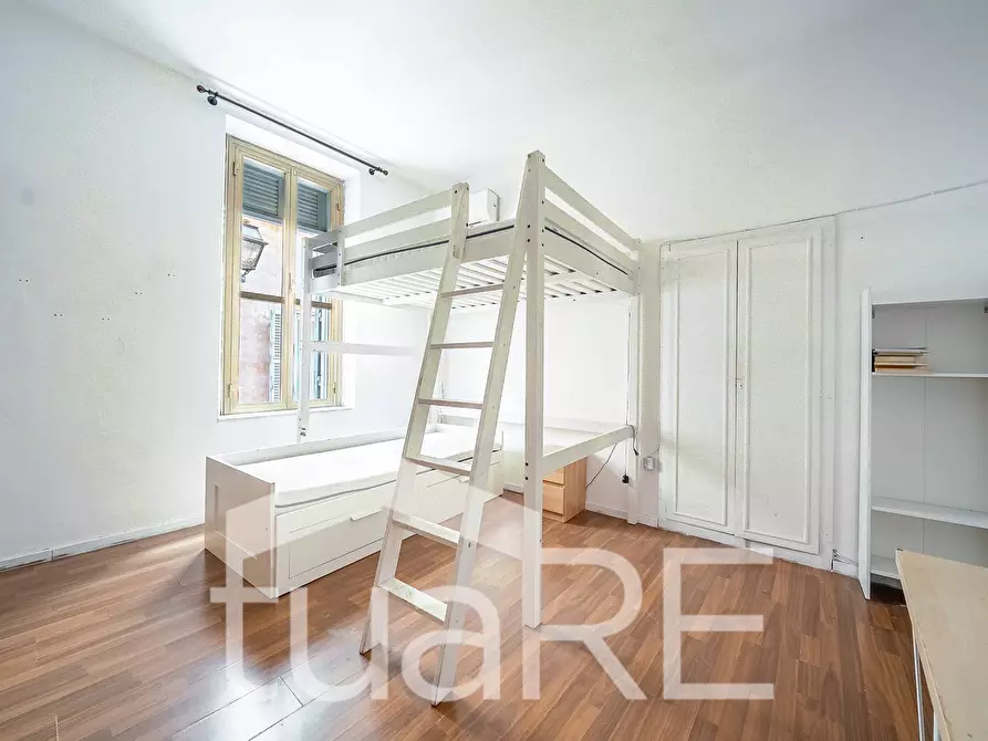 Immagine 5 di Appartamento in vendita  in Piazza Di San Giovanni Della Malva a Roma