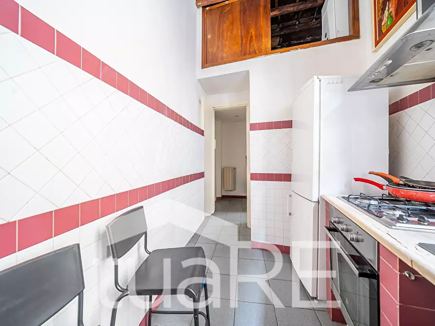 Immagine 12 di Appartamento in vendita  in Piazza Di San Giovanni Della Malva a Roma