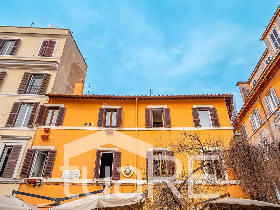 Immagine 19 di Appartamento in vendita  in Piazza Di San Giovanni Della Malva a Roma