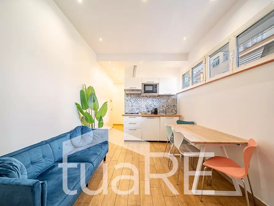 Immagine 7 di Appartamento in vendita  in Via Di Sant'evaristo a Roma