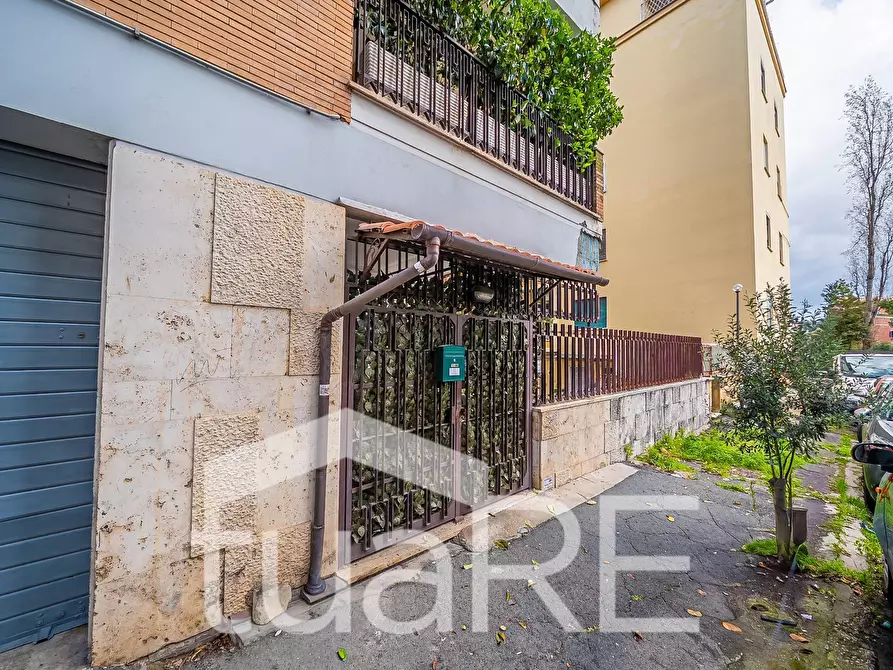 Immagine 21 di Appartamento in vendita  in Via Di Sant'evaristo a Roma