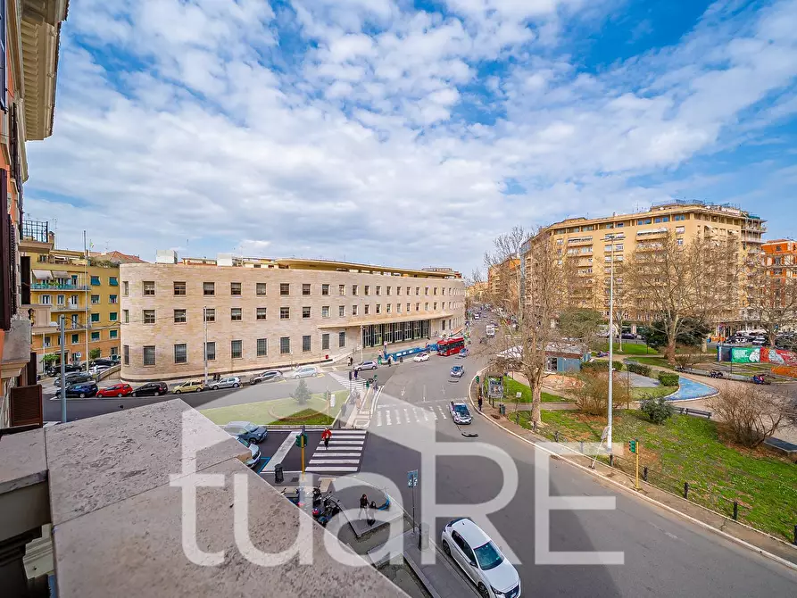 Immagine 17 di Appartamento in vendita  in Piazza Bologna a Roma