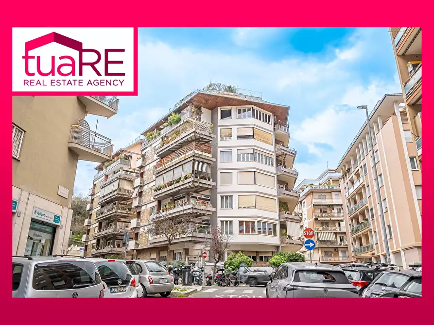 Immagine 1 di Appartamento in vendita  in Via Cipro a Roma