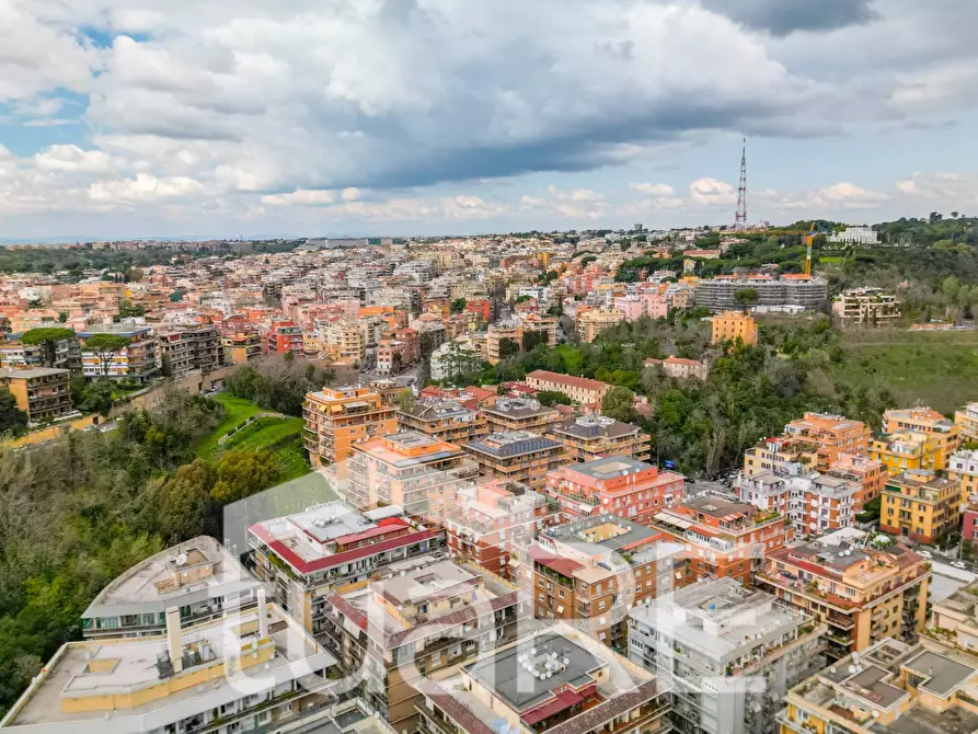 Immagine 11 di Appartamento in vendita  in Via Cipro a Roma