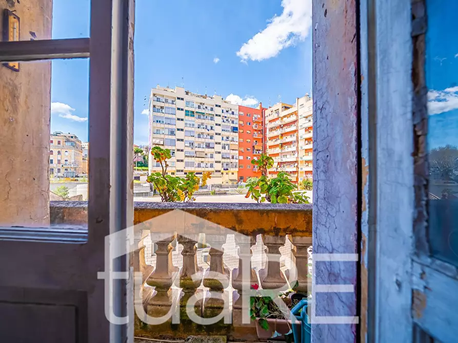 Immagine 2 di Appartamento in vendita  in Via Ettore Rolli a Roma