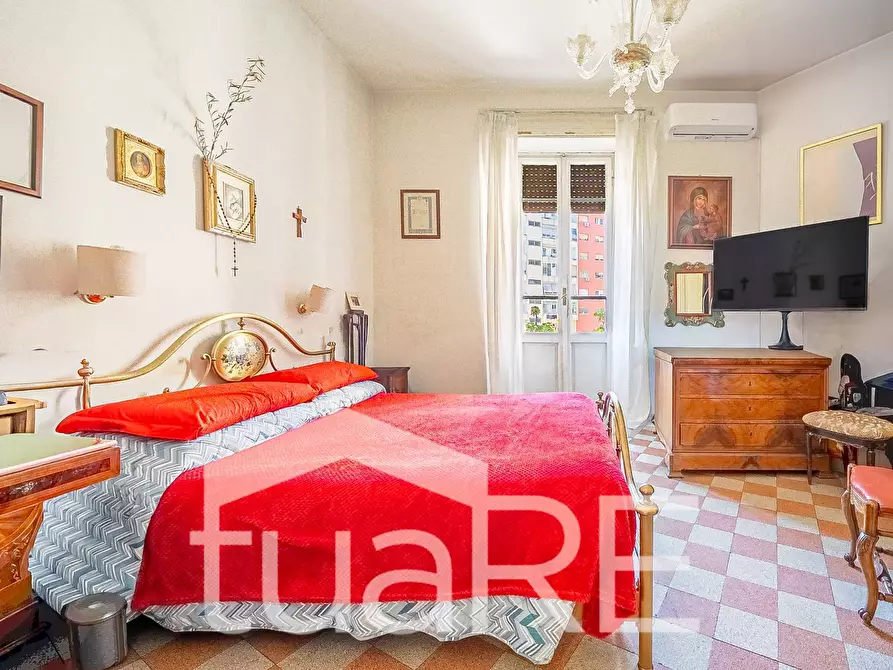 Immagine 3 di Appartamento in vendita  in Via Ettore Rolli a Roma