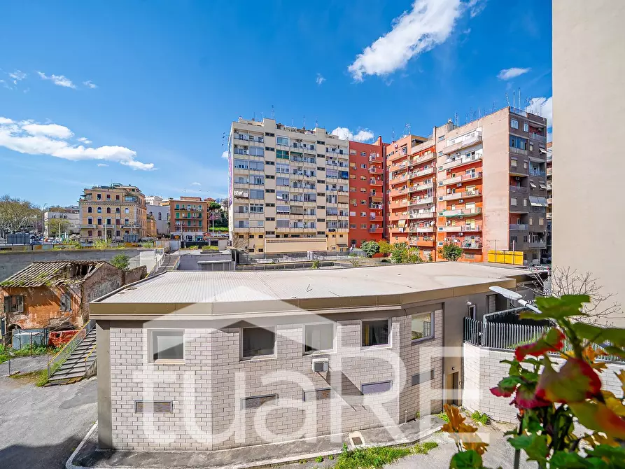 Immagine 18 di Appartamento in vendita  in Via Ettore Rolli a Roma