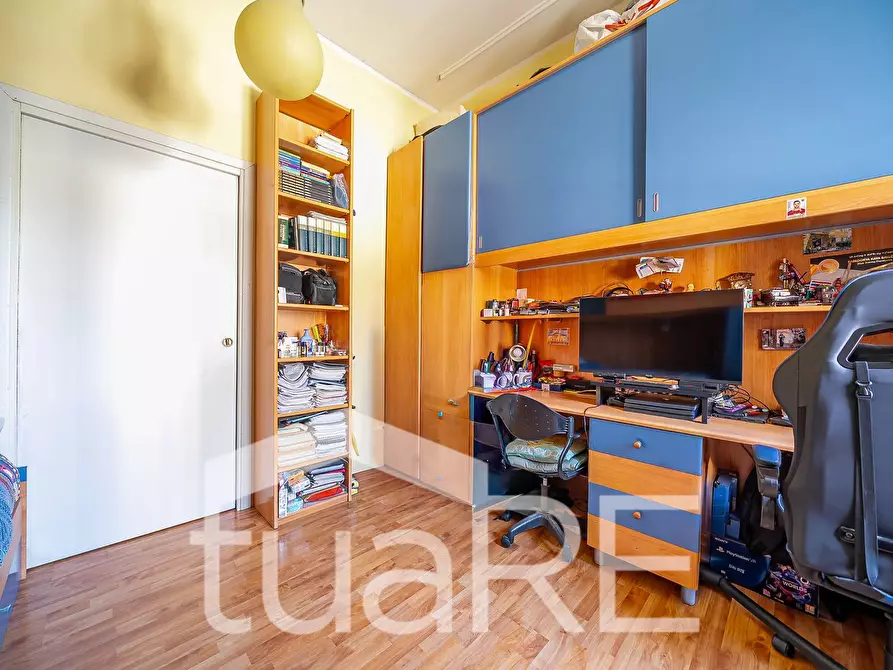 Immagine 20 di Appartamento in vendita  in Via Ettore Rolli a Roma