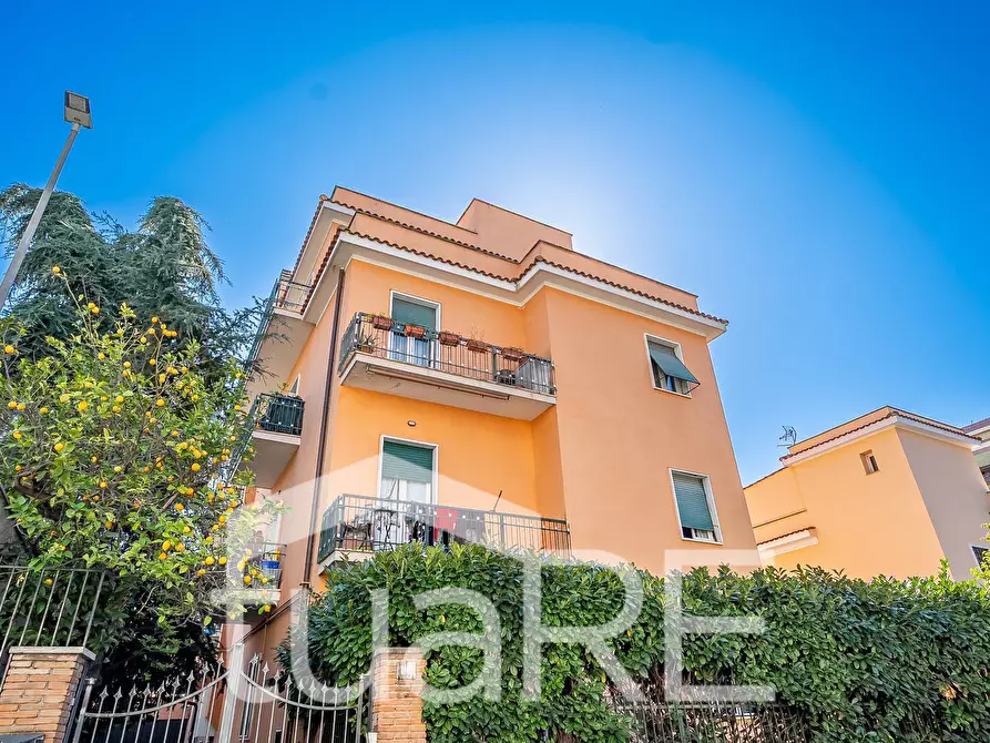 Immagine 12 di Appartamento in vendita  in Via Del Forte Boccea a Roma