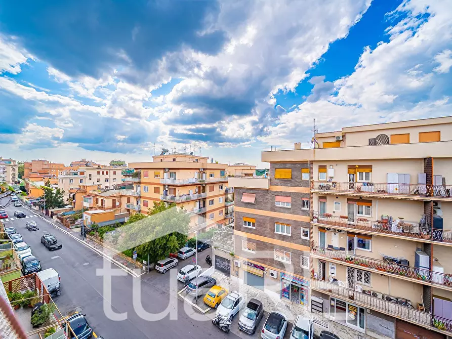 Immagine 5 di Attico in vendita  in Via Prospero Santacroce a Roma